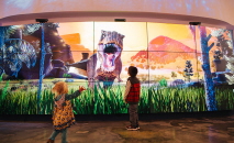 DinoStomp A 3D interactive video wall